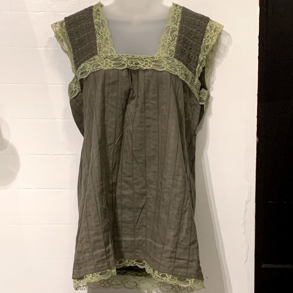 Fossil. Green lace tunic.